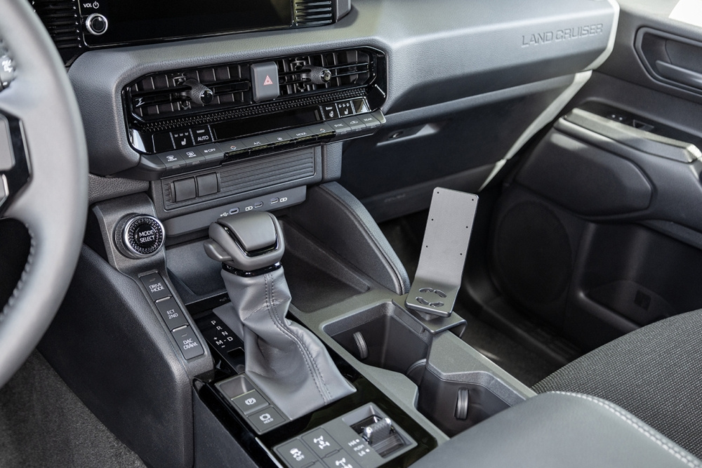 Brodit ProClip, Toyota LandCruiser 250 24-26