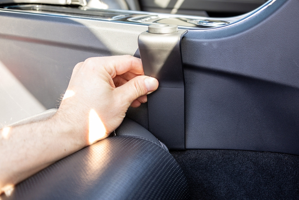 Brodit ProClip, Jaguar XE 19-20