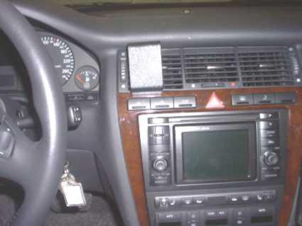 Audi A8 94-02, Center