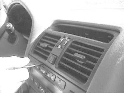 Lexus LS Serie 95-98, Centrerad