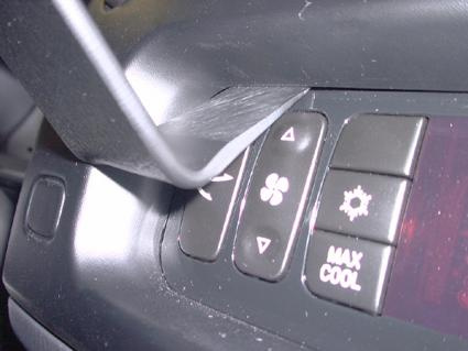 Mitsubishi L200/Pick Up 97-05, Centrerad