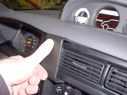 Mitsubishi L200/Pick Up 97-05, Centrerad