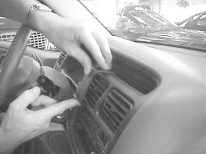 Chevrolet Tracker 98-04, Centrerad