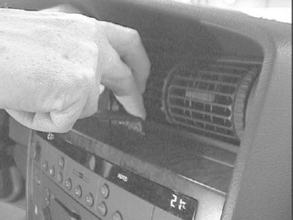 Opel Omega 00-05, Centrerad