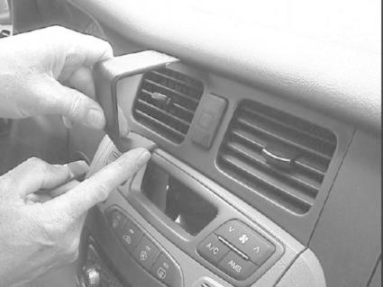 Hyundai Trajet 00-09, Centrerad