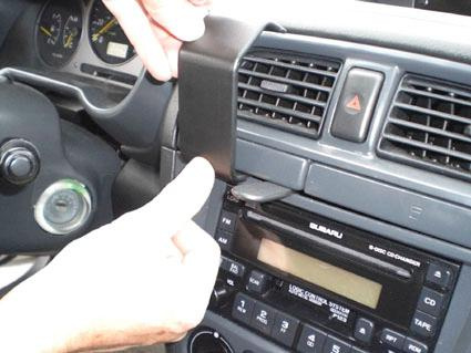 Subaru Impreza 01-04, Centrerad