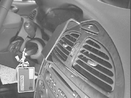 Citroen C5 01-05, Centrerad