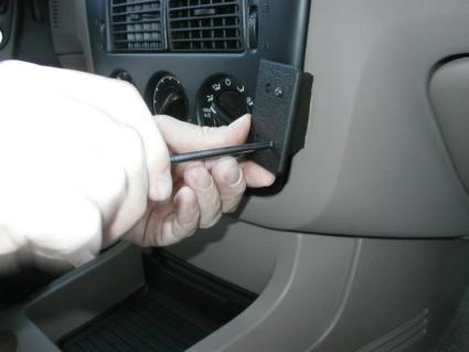 Ford Explorer 02-05, Vinklad