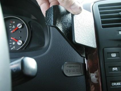 Kia Carnival 02-05, Centrerad