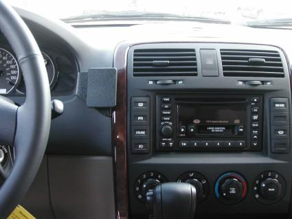 Kia Carnival 02-05, Centrerad