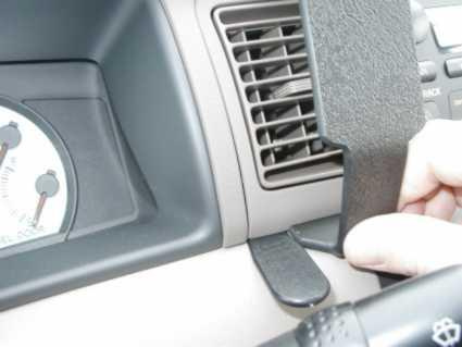 Toyota Corolla 02-07, Centrerad