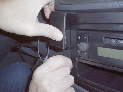 Mercedes Benz Vito 04-06, Centrerad, Låg