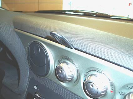 Honda Integra 04-06, Centrerad