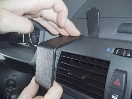 BMW X3 04-10, Centrerad