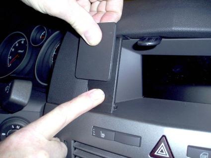 Opel Astra 04-09, Center