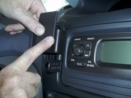 Brodit ProClip, Toyota Yaris Verso 99-05