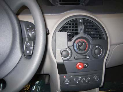 Renault Modus 05-13, Centrerad