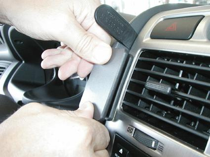 Kia Sportage 05-10, Centrerad