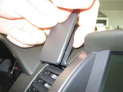 Nissan Navara 06-10, Centrerad