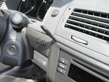 Chevrolet Cobalt 05-10, Centrerad