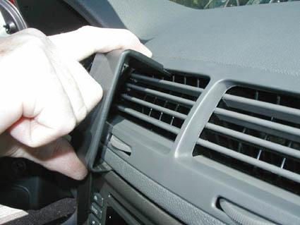 Chevrolet Cobalt 05-10, Centrerad