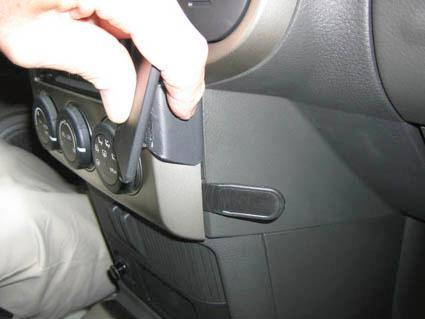 Nissan X-Trail 04-07, Vinklad, Låg