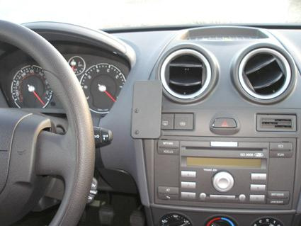 Ford Fiesta 06-08, Centrerad
