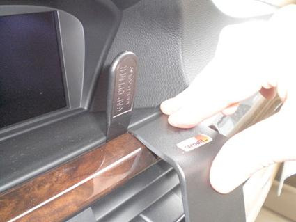 BMW 316-330/E90/E91/E92/E93 05-12, Vinklad, Träpanel, OEM Nav.