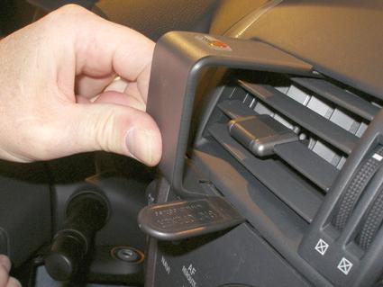 Toyota RAV 4 06-12, Centrerad