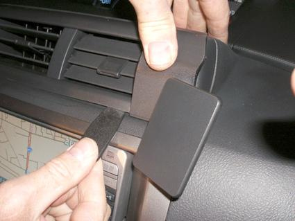 Daihatsu Materia 07-13, Vinklad