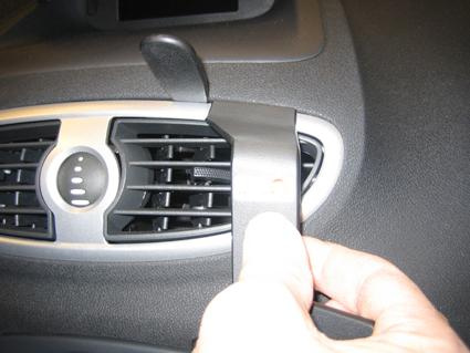 Renault Clio 06-12, Vinklad