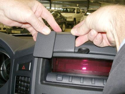 Mitsubishi Pajero 07-19, Centrerad