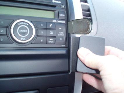 Nissan X-Trail 08-13, Vinklad