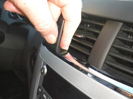 Chevrolet Malibu 08-12, Centrerad