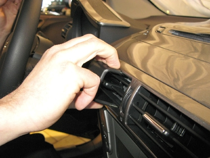 Brodit ProClip, Toyota iQ 09-19