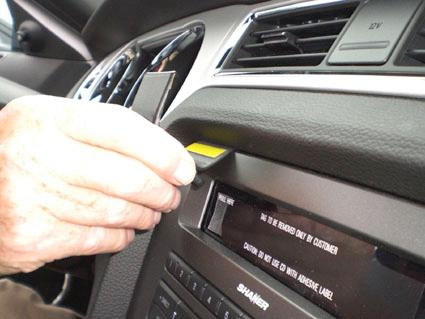 Ford Mustang 10-14, Centrerad