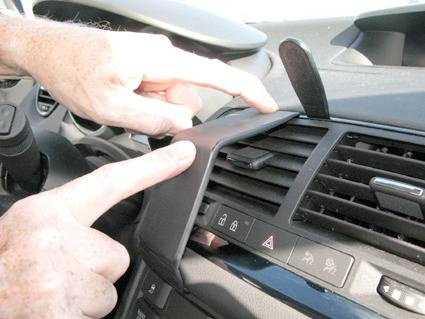 Opel Meriva 11-15, Centrerad