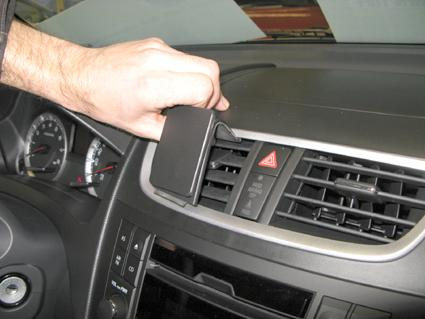 Suzuki Swift 11-15, Centrerad