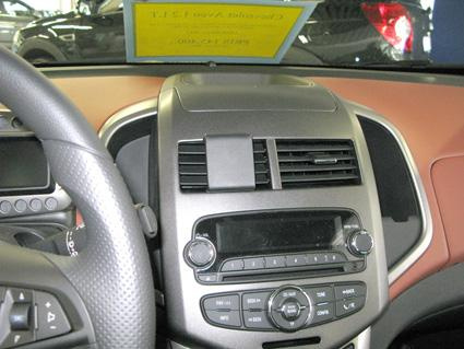 Chevrolet Aveo 12-14, Centrerad