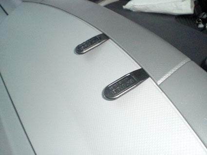 Chevrolet W-Serie 08-15, Centrerad