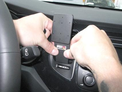 Kia Carens 14-15, Centrerad