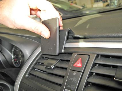 Suzuki SX4 S-Cross 14-15, Centrerad