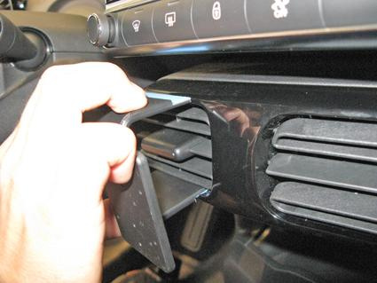 Citroen C4 Cacus 15-, Centrerad