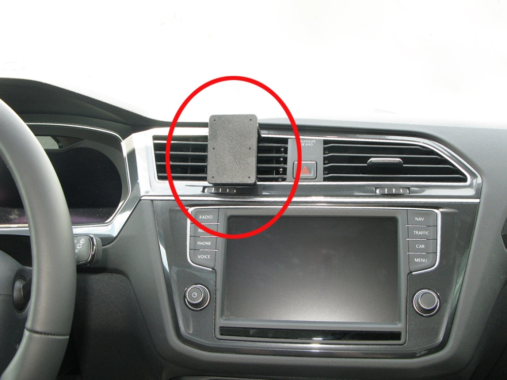 Brodit ProClip, Volkswagen Tiguan 17-24