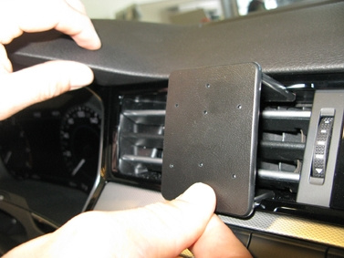 Brodit ProClip, Volkswagen Arteon/Passat/Passat Alltrack 15-23