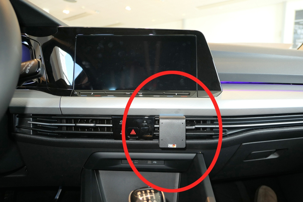 Brodit ProClip, Volkswagen Golf VIII 20-