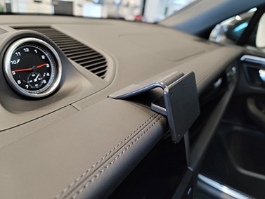 Brodit ProClip, Porsche Macan 21-24