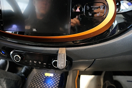 Brodit ProClip, Toyota AYGO X 23-26