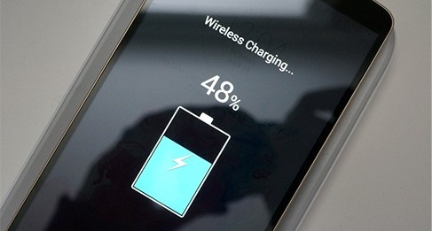 Scosche QI-laddare för smartphone