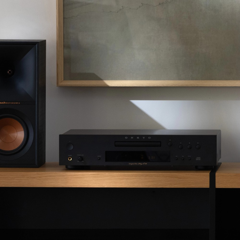 Onkyo C-30 CD-soitin, musta